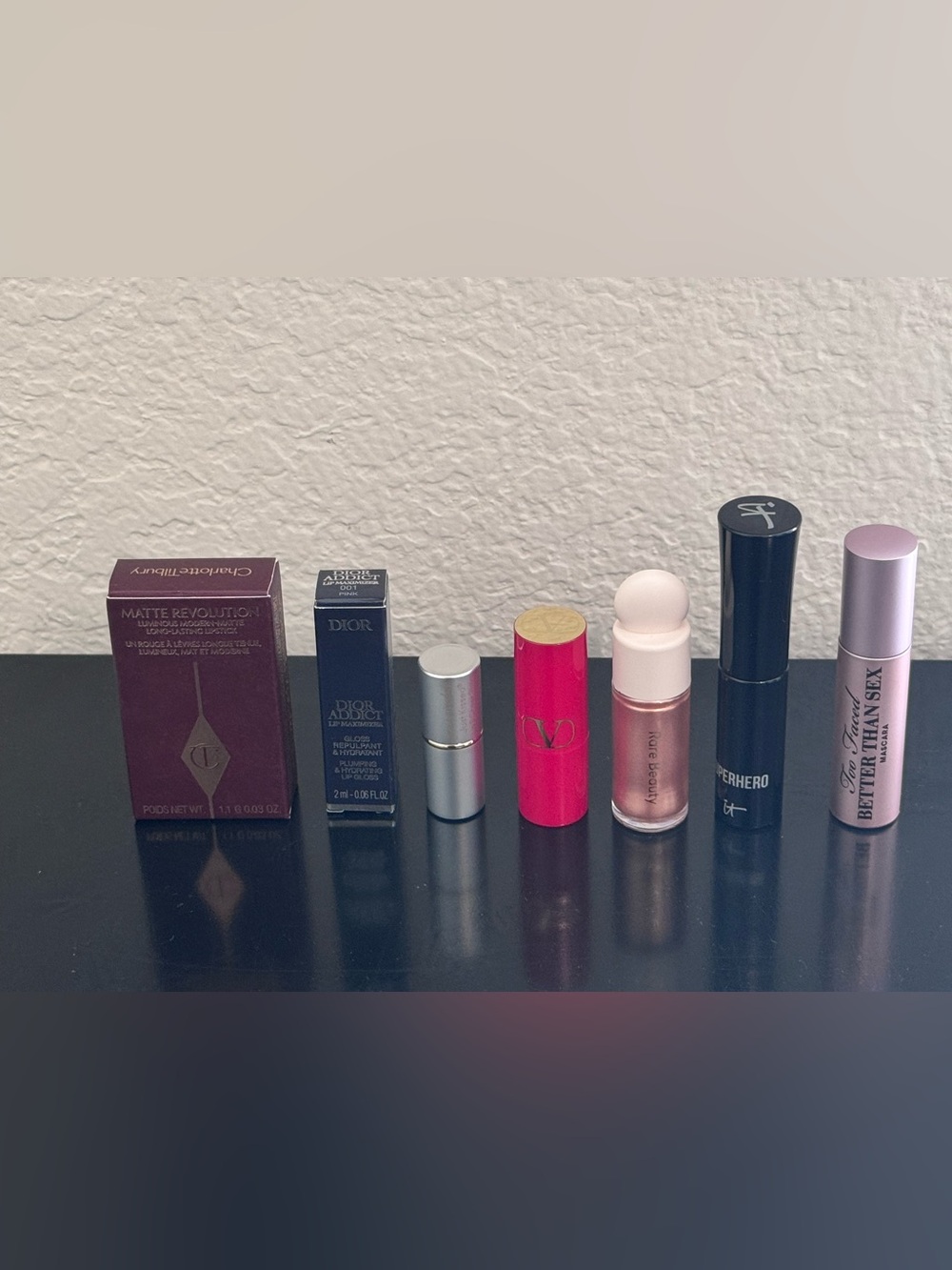 Seven Piece Designer Mini Makeup Set. New!